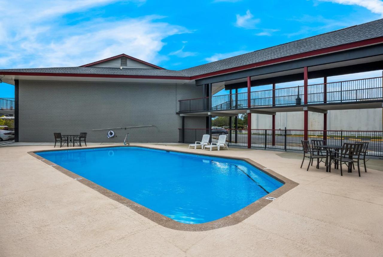 Red Roof Inn & Suites Thomasville Kültér fotó